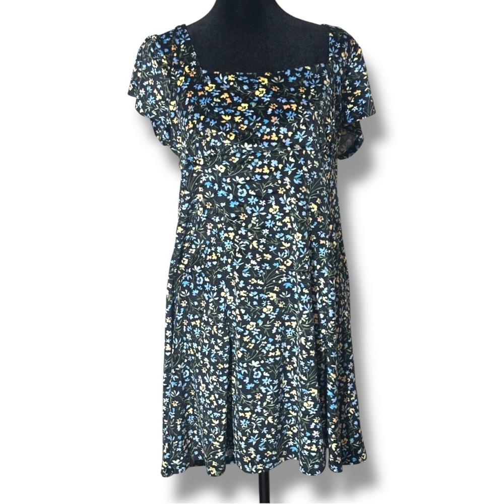 Planet Gold Black Small Floral Print Velvet Short Cap Sleeves Flared Mini Dress - Picture 3 of 15